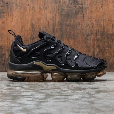 nike vapormax plus damen schwarz gold|nike air vapormax plus men's.